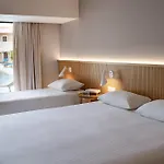 Roda Beach Resort&Spa